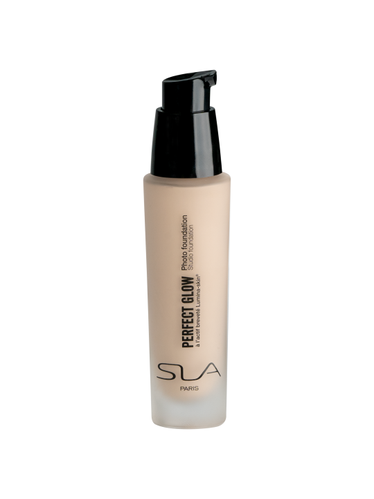 BASE Photo foundation PERFECT GLOW N.º 02 "porcelaine doré"